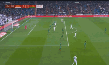 30号再续，弗林蓬社媒展示利物浦新赛季球衣