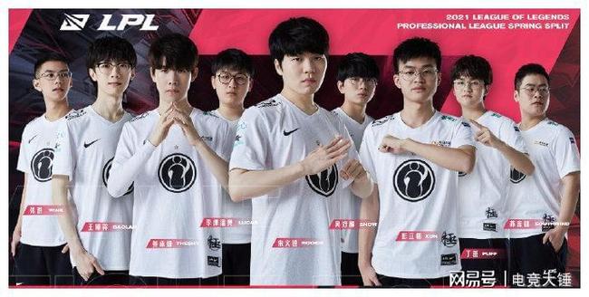 华子扛起大 华子扛起大