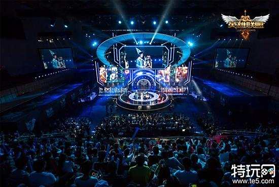 团队不可替 团队不可替