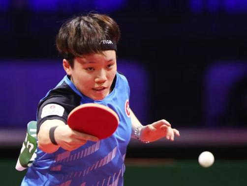 他以低调 他以低调